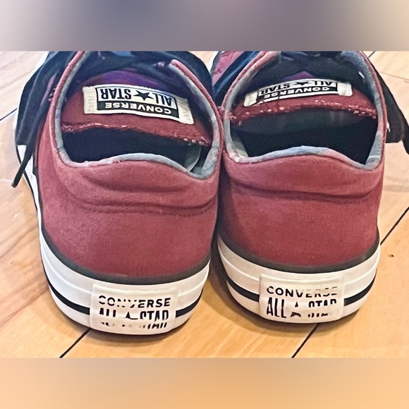 CONVERSE JUNIORS SIZE 2–CLEAN & COOL-BURGUNDY—KIDS UNISEX SZ 2 - Picture 11 of 16